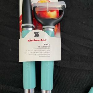 KitchenAid universal 8.7 inch Aqua Sky